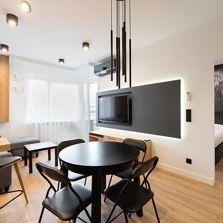 Zoliborz Obsidian Apartment Warsaw Exterior photo